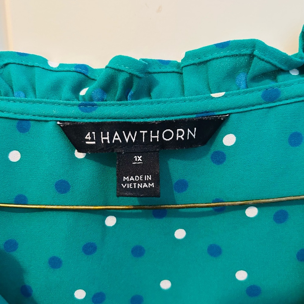 41 Hawthorn Green and White Polka Dot Blouse - Picture 2 of 9